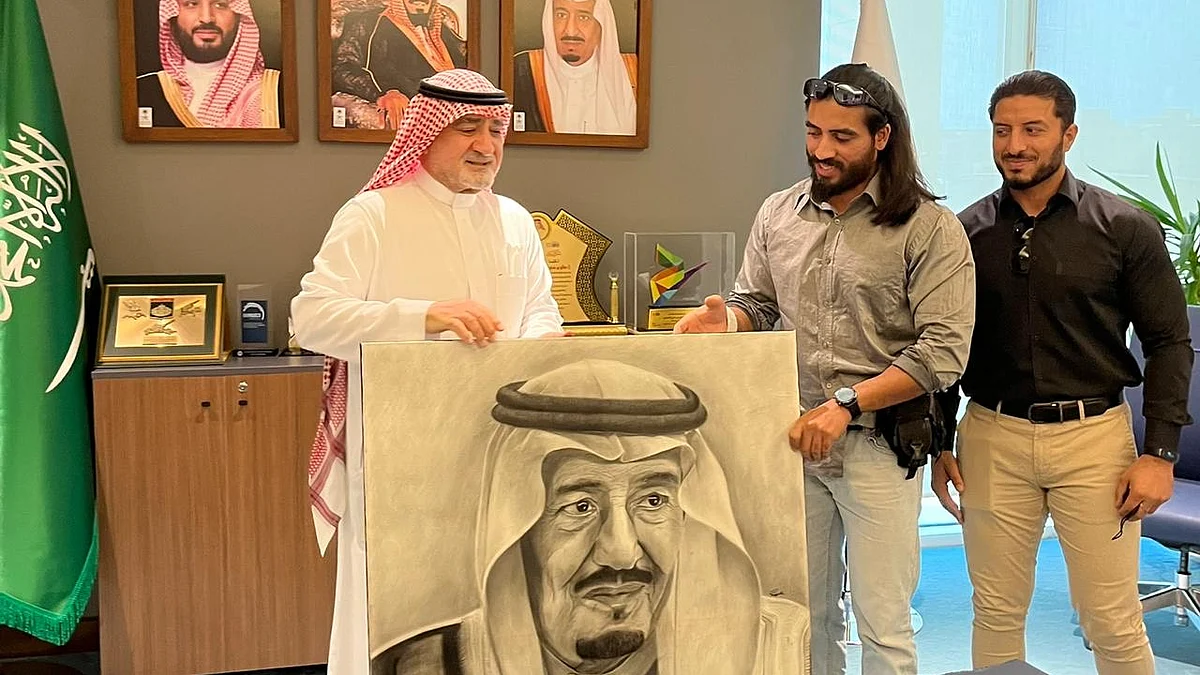 بالصور.. أمين جدة يدشن مسابقة حديقة "أولو الفضل" تنفيذًا لمبادرة السعودية الخضراء