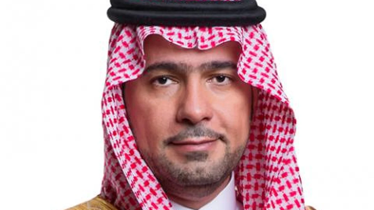 وزير الشؤون البلدية والقروية والإسكان ماجد بن عبدالله الحقيل