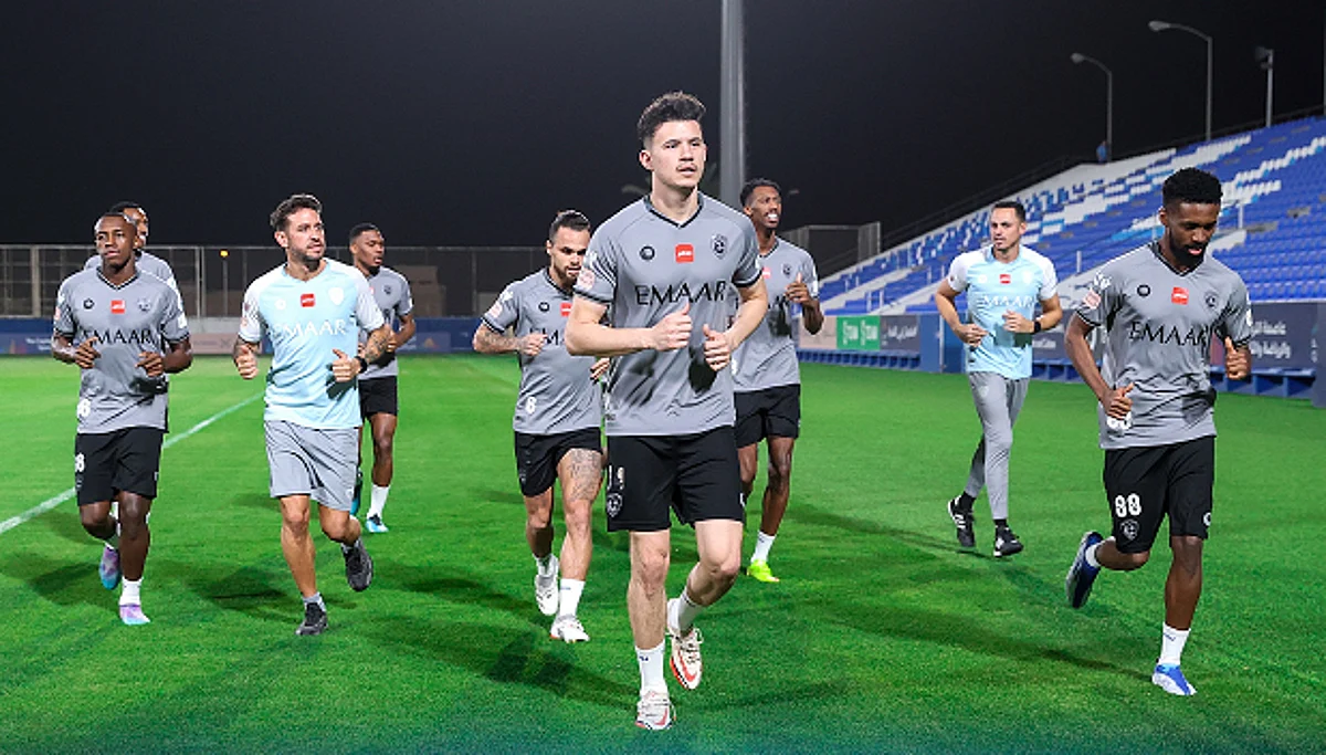 "الهلال" يتلقى ضربة موجعة قبل الكلاسيكو ضد "الاتحاد"