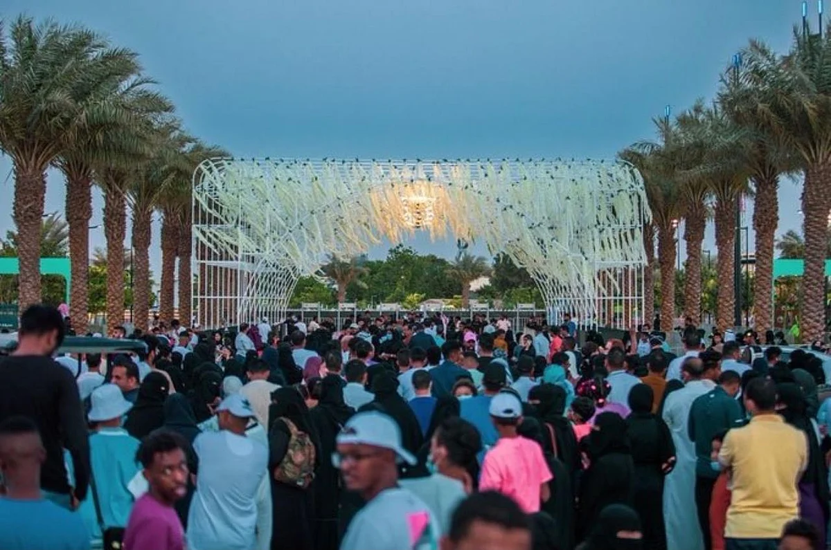 حديقة الأمير ماجد تنقل زوار موسم جدة للفن والثقافة الإندونيسية.. غداً