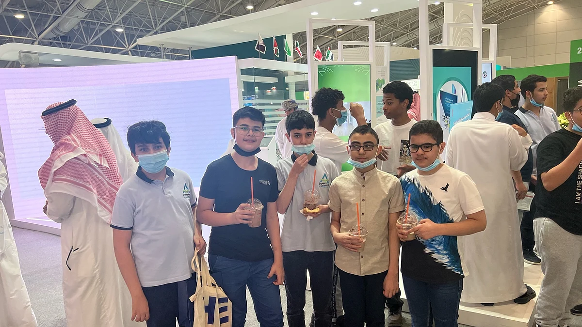 طلاب: زيارتنا للمعرض الدولي للتعليم 2022 ساعدتنا في اكتشاف تخصصاتنا مستقبلاً