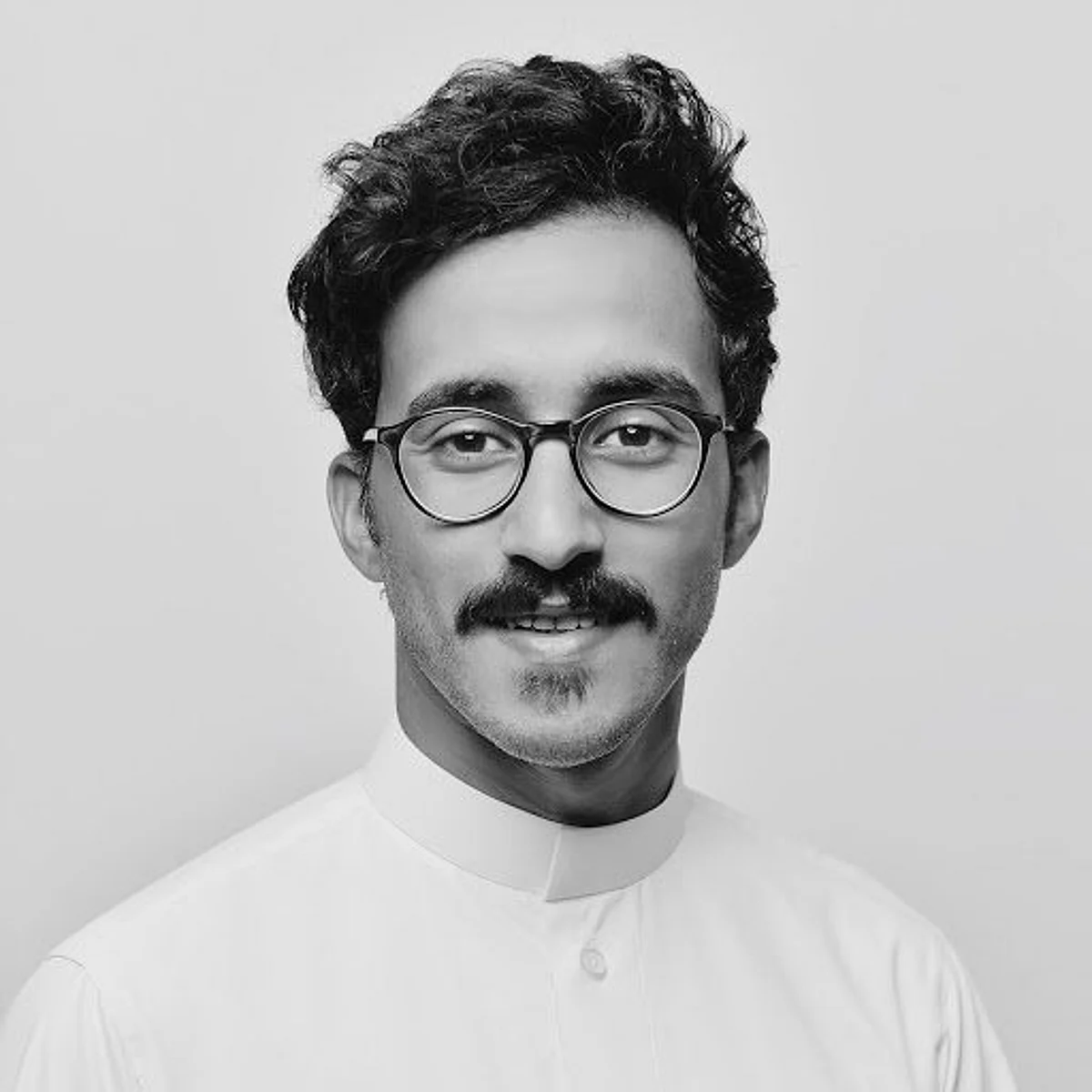 بعد 20 عامًا من عرضه.. نسخة سعودية من أشهر مسلسل بريطاني