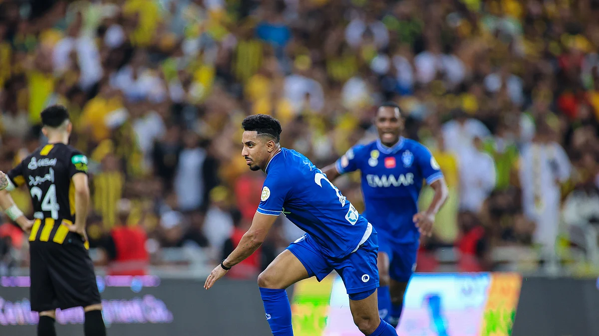 هدف لاعب الهلال سالم الدوسري في مرمى الاتحاد الأجمل في الجولة 27