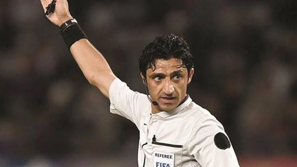 طاقم تحكيم عراقي يقود قمة السعودية وأستراليا.. في نصف نهائي كأس آسيا