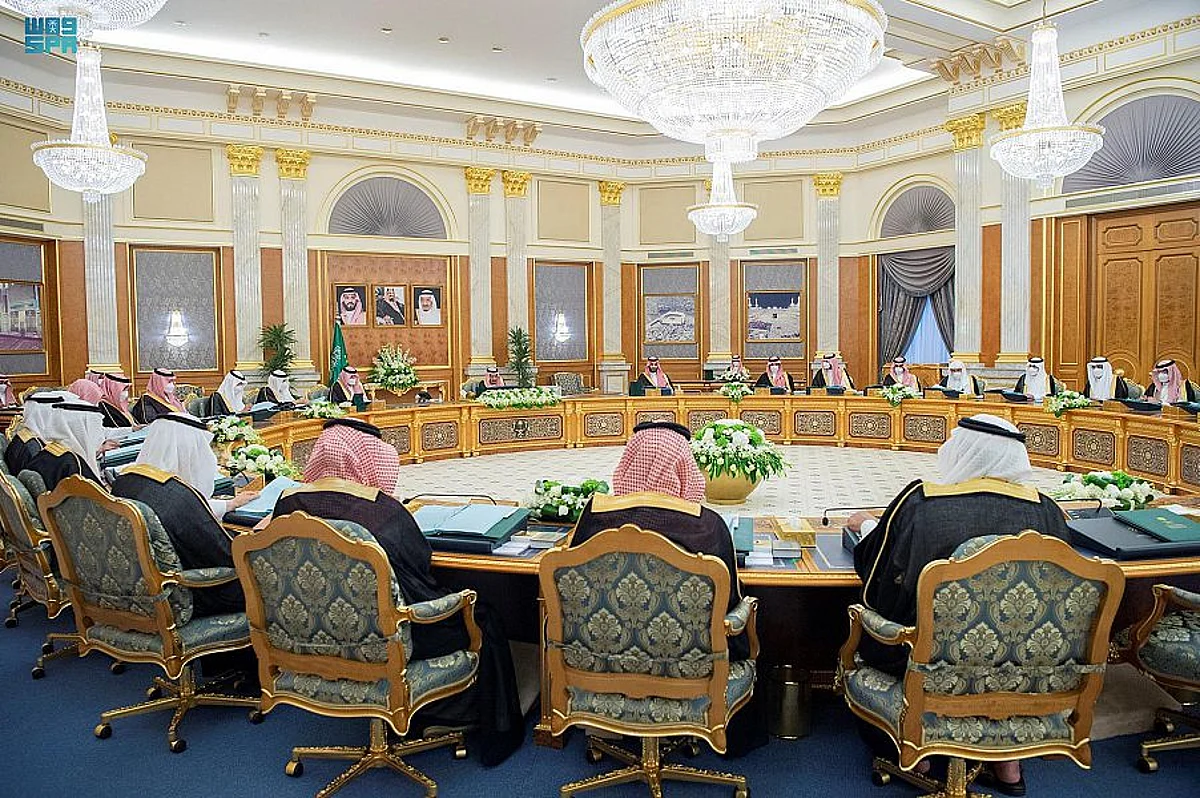 تعرَّف على بعض تعديلات نظامَيْ "التقاعد المدني والعسكري" و"التأمينات وتبادُل المنافع"