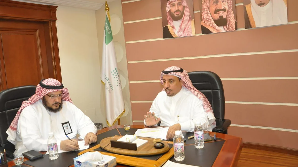 بحضور قيادات البنين والبنات .."تعليم الطائف" يناقش الاستعداد الأمثل للعام الدراسي الجديد