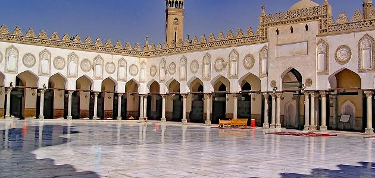مصر.. الأزهر يطلق مبادرة "لتسكنوا إليها" لمواجهة "الطلاق"