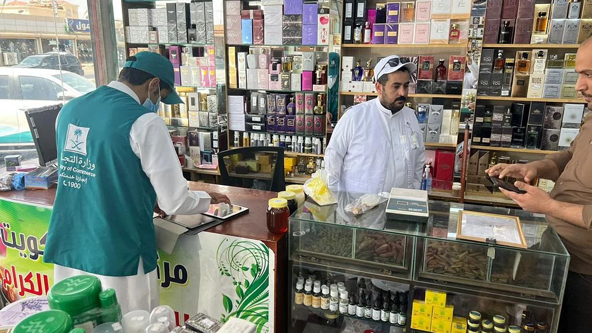 "تجارة نجران" يواصل جولاته الرقابية على منافذ البيع