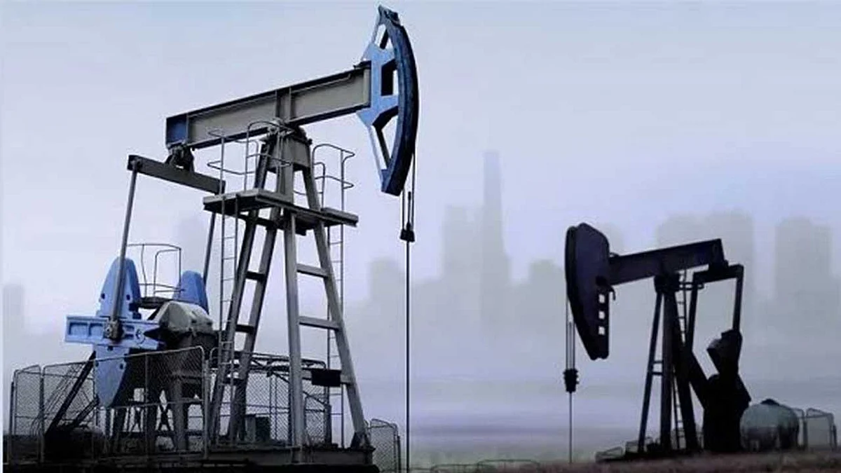 تعاملات الخميس.. برنت يستقر عند 123.60 دولارًا للبرميل