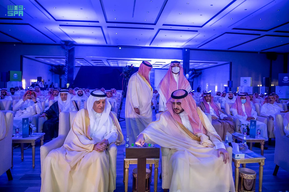 بحضور "الفضلي".. أمير الجوف يدشّن 7 مشروعات مائية وبيئية بـ 111 مليوناً