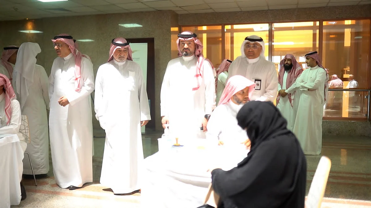 بدء تسليم تعويضات الأحياء المُزالة بجدة.. مليار ريال للدفعة الأولى والباقي تباعاً على مراحل