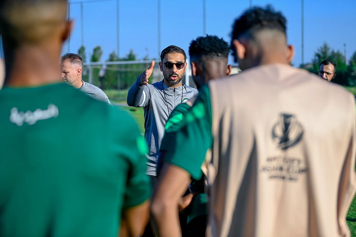 سعد الشهري يعلن قائمة الأخضر الأولمبي لمباراة طاجيكستان