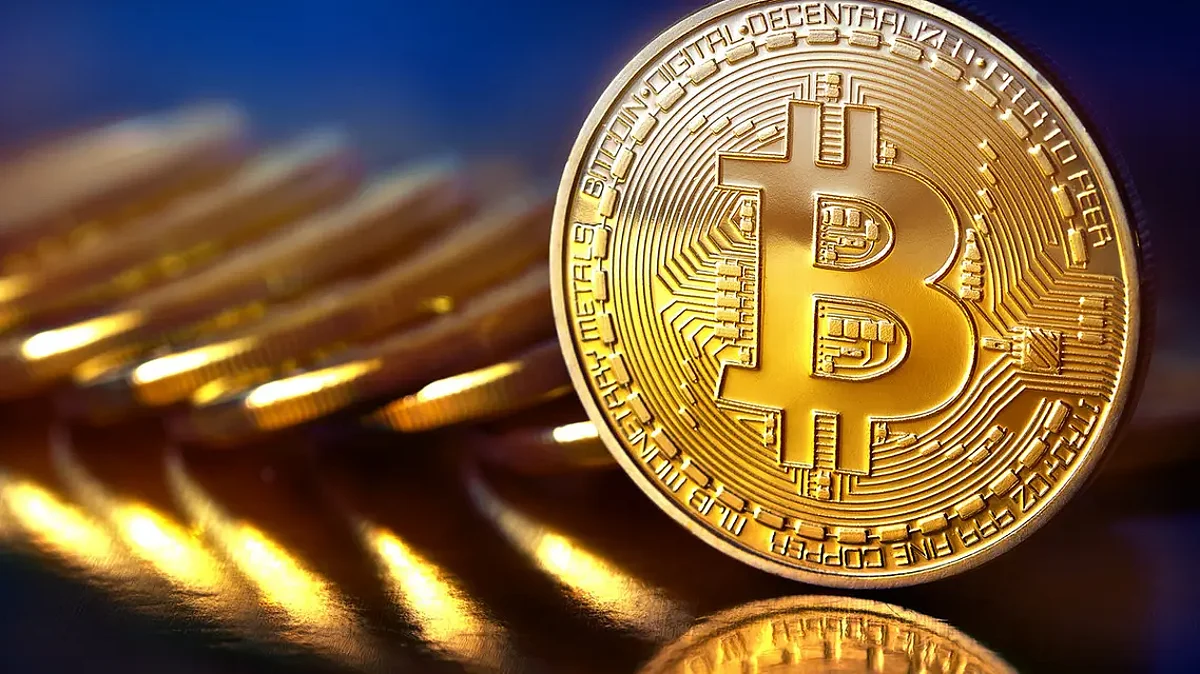 تراجع قيمة العملات الرقمية الأولى في العالم