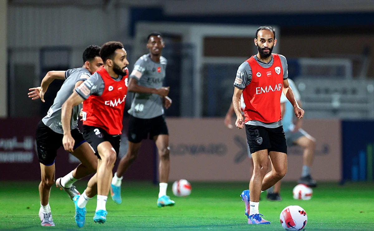 "الهلال" يستأنف تدريباته قبل مواجهة "الفيصلي" الحاسمة