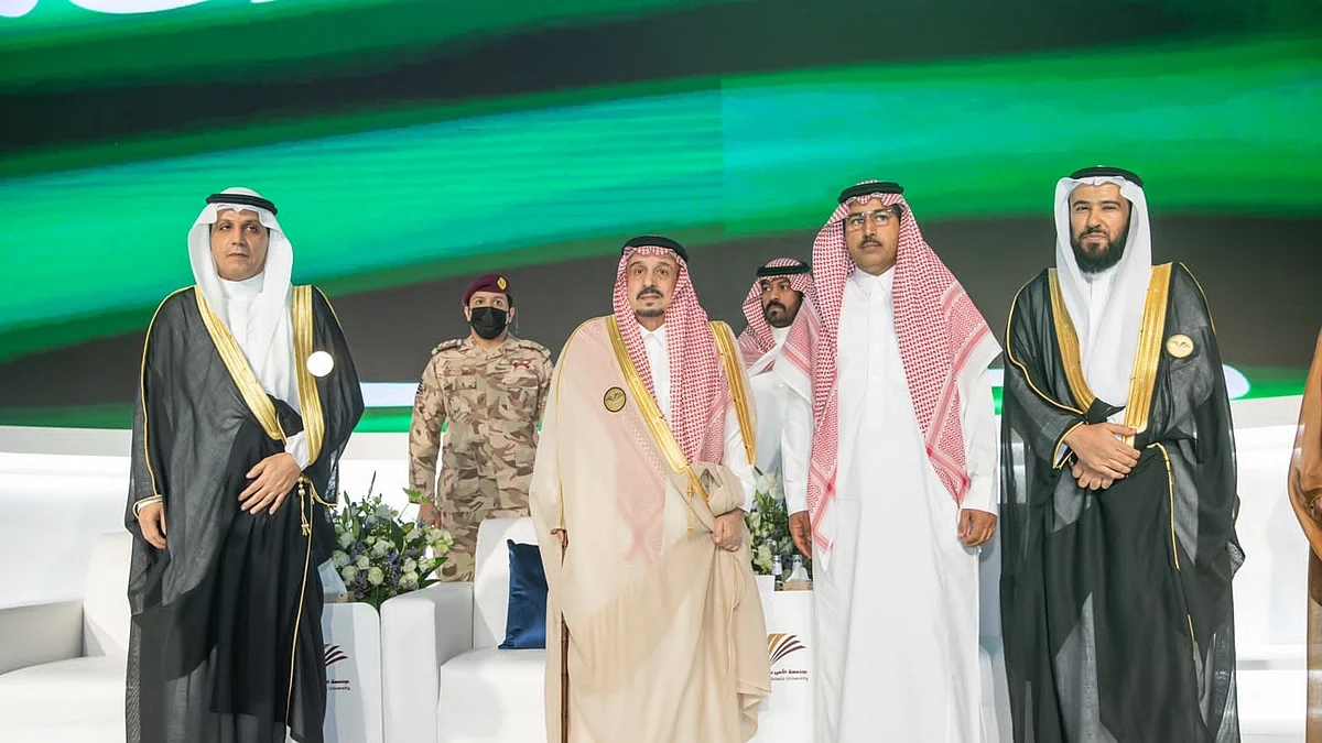 أمير الرياض يرعى حفل تخريج 1400 طالب من طلاب جامعة الأمير سطام بن عبدالعزيز