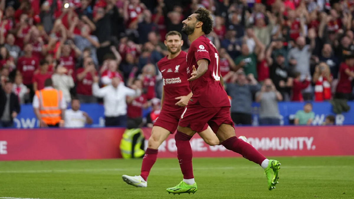 "ليفربول" يُتوَّج بلقب درع الاتحاد الإنجليزي على حساب "مانشستر سيتي"
