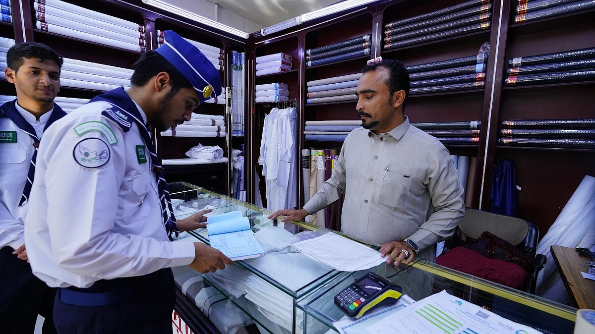 "الكشافة" يساندون وزارة التجارة في مراقبة الأسعار