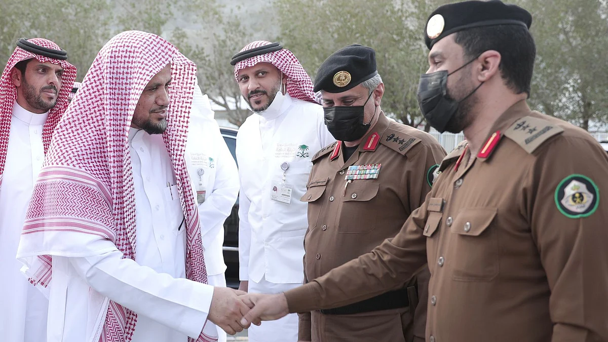 الشيخ سعود المعجب خلال تدشينه نيابة أعمال الحج