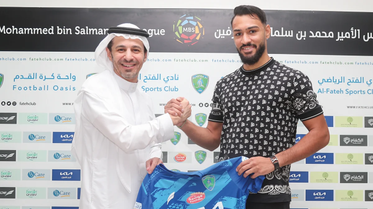 سعد العفالق ينهي التعاقد مع اللاعب حسن آل سليس