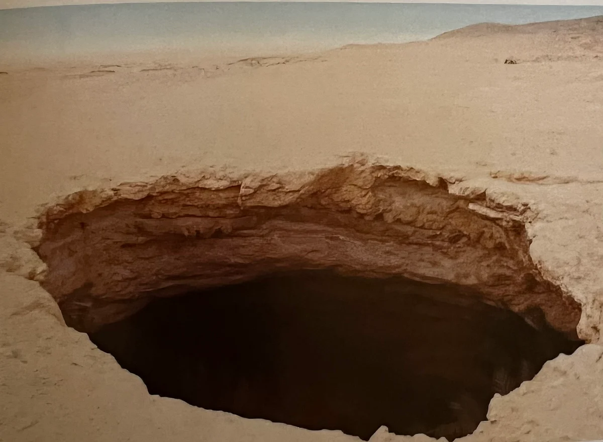 دحول وخلائق تنتشر في رفحاء.. ومختص يكشف أسباب تكوّنها