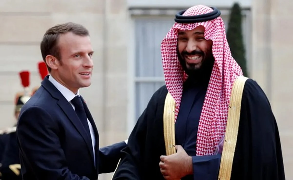 "ماكرون" يستقبل ولي العهد غدًا في قصر الإليزيه