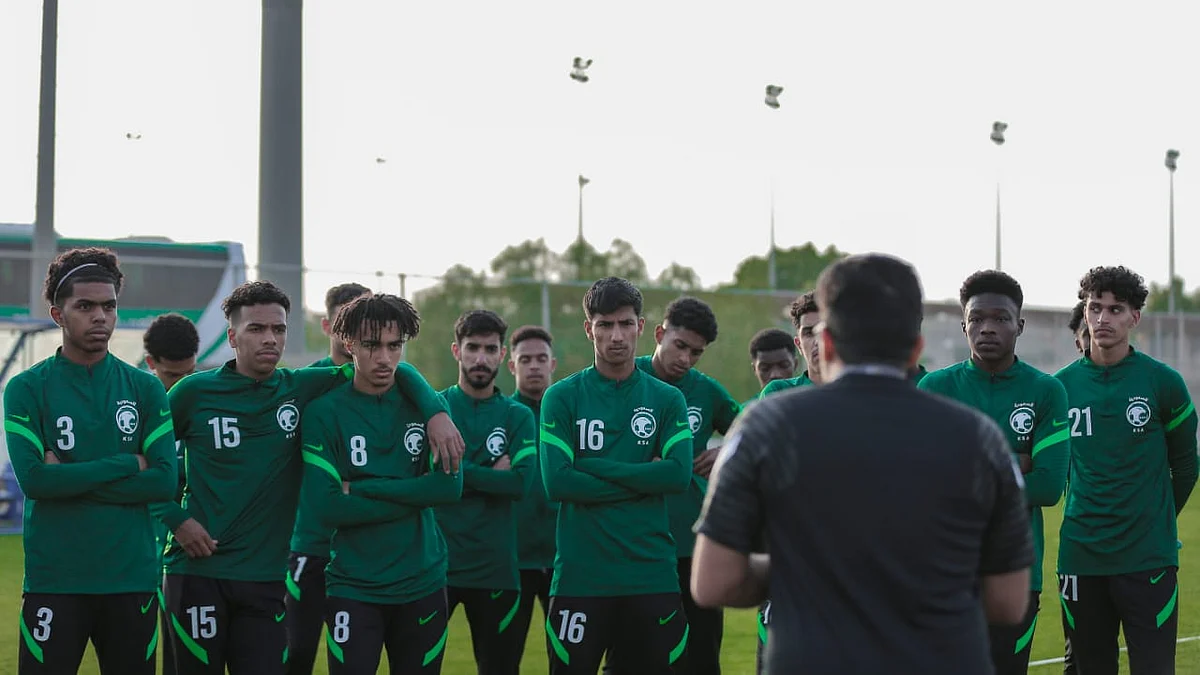 الأخضر الشاب يعاود تدريباته استعدادًا لربع نهائي كأس العرب