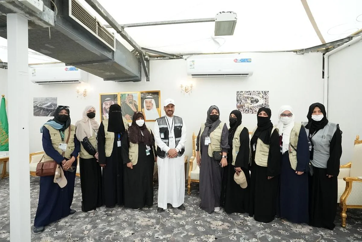 طلاب طب: التطوع بالحج "جامعة متكاملة".. والطمع في دعوات الحجيج هدفنا
