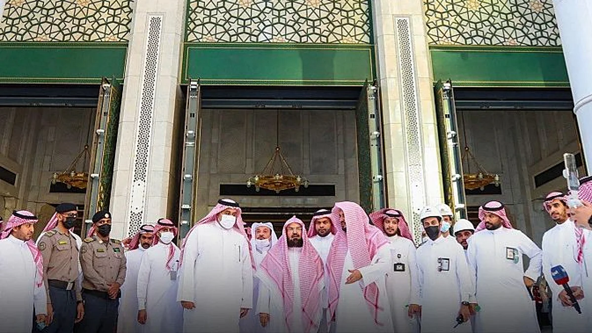 تسهيلاً لحركة الحشود.. افتتاح "باب الملك عبدالعزيز" بالمسجد الحرام