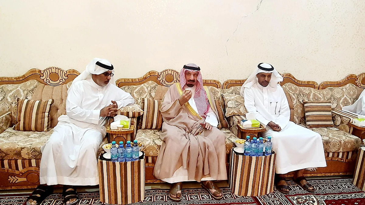 "أمير نجران" يعزي في وفاة "فالح محمد آل حلزاء"