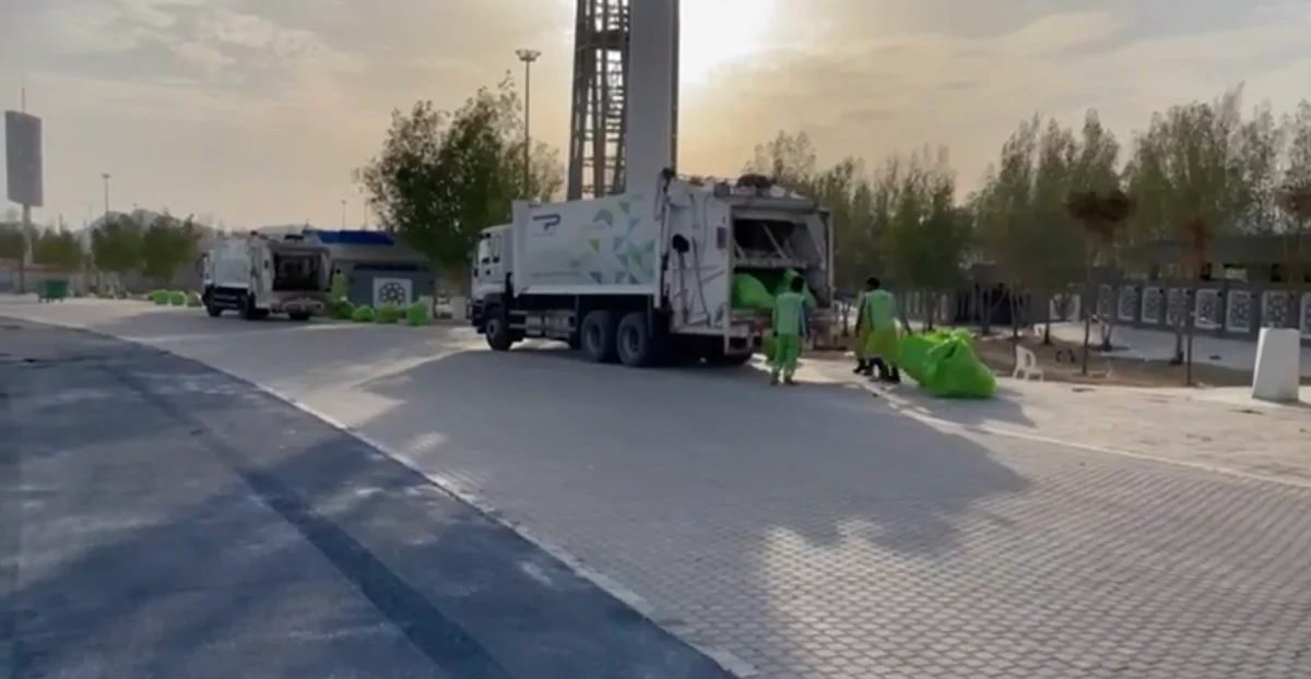أعمال تنظيف مشعر عرفات بعد مغادرة الحجاج