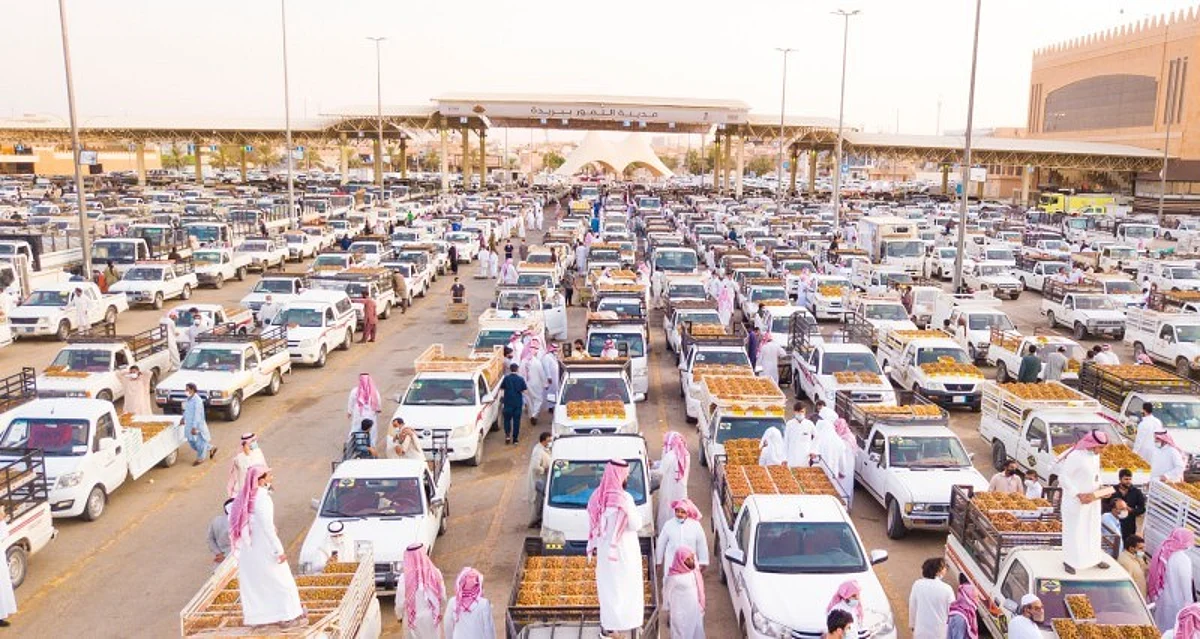 القصيم.. مهرجان بريدة للتمور ينعش أسواق ومحلات بيع التمور