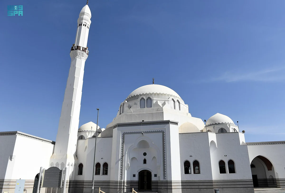 مسجد الجمعة بالمدينة المنورة