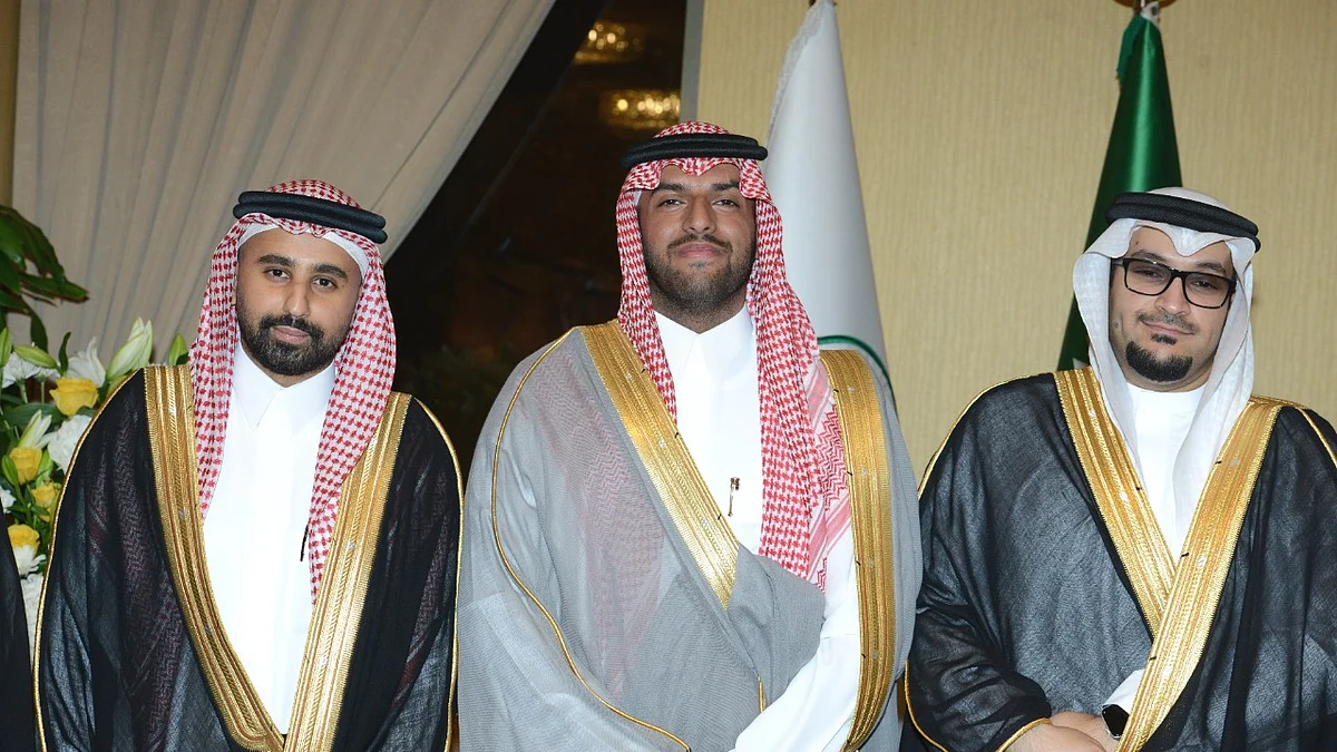 "المصيبيح" و"المضيان" يحتفلان بزواج "فهد" و"إيثار"