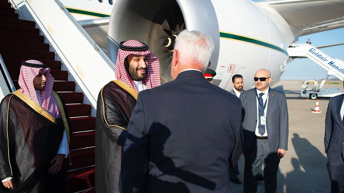 نائب رئيس الوزراء اليوناني السيد بيكرامينوس يستقبل ولي العهد الأمير محمد بن سلمان بن عبدالعزيز