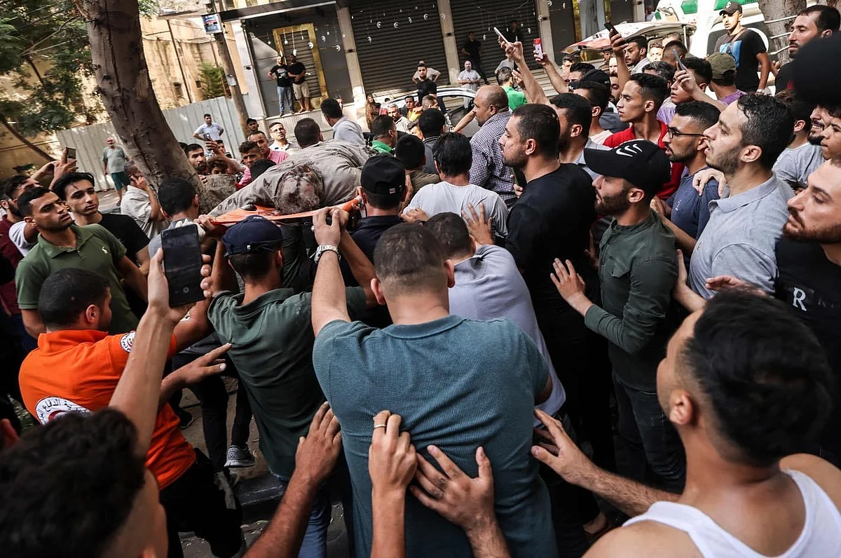 استشهاد 10 فلسطينيين في غارات إسرائيلية على غزة