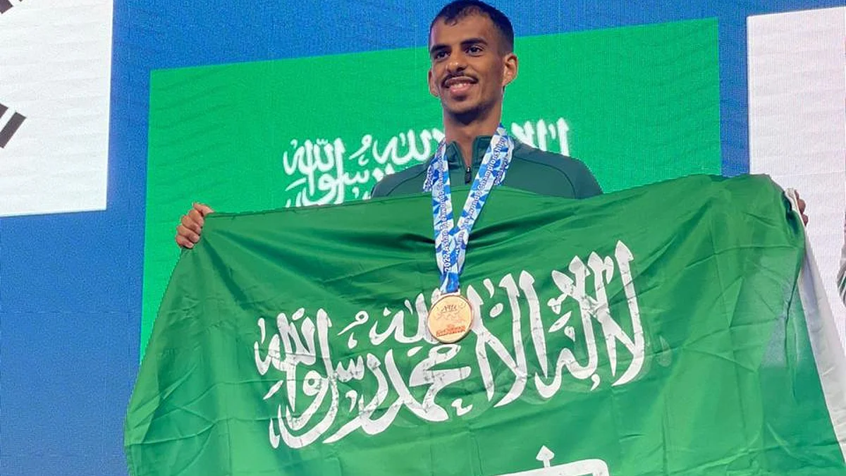لاعب المنتخب السعودي للتايكوندو فهد السميح