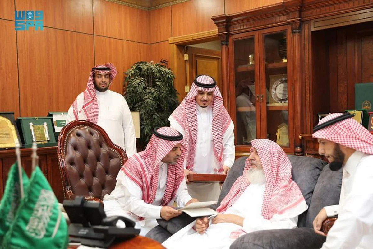 المفتي العام للمملكة الشيخ عبدالعزيز بن عبدالله آل الشيخ