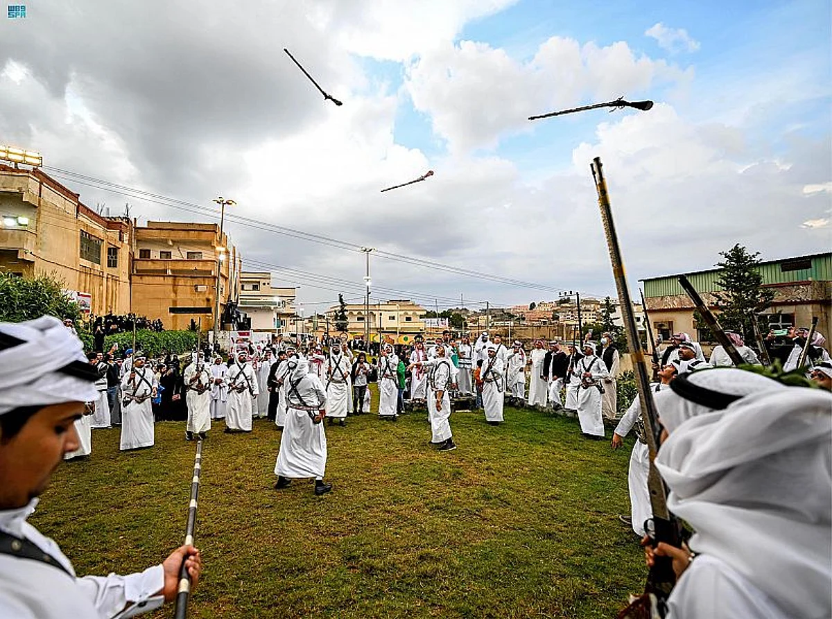 مهرجان الأطاولة التراثي يجسّد مشاهد الماضي من حياة الآباء والأجداد