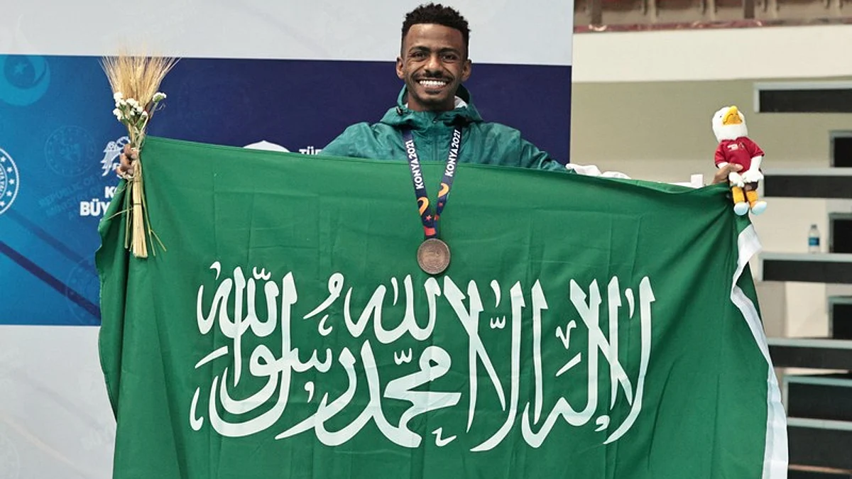 لاعب المنتخب السعودي للكاراتيه سعود البشير