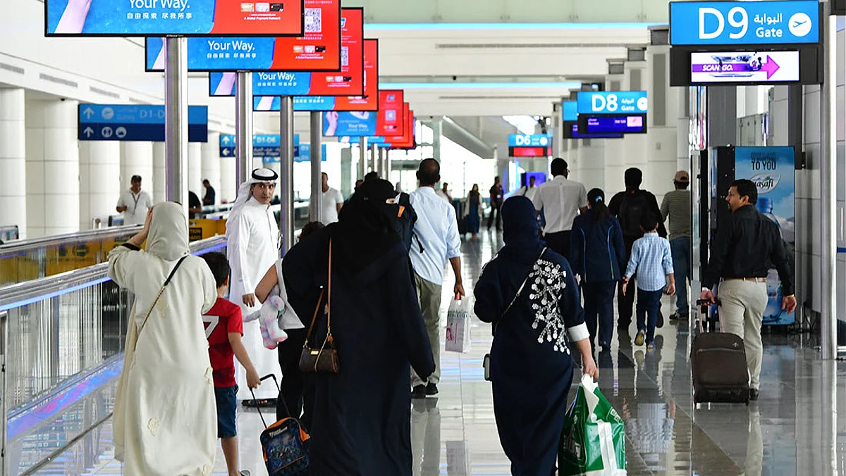 11 ألف راكب يومياً بين مدن المملكة ومطار دبي خلال 6 أشهر.. شاهد التفاصيل