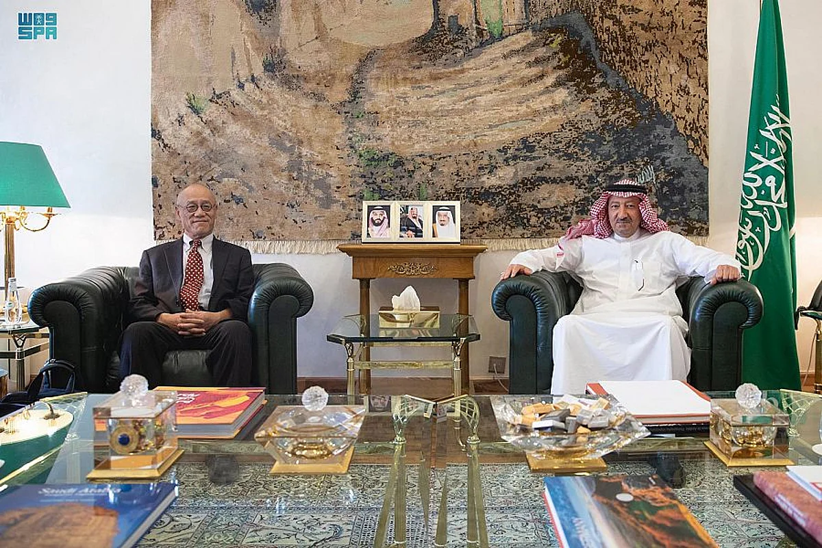 نائب وزير الخارجية يستعرض أوجه التعاون الثنائي مع السفير الياباني