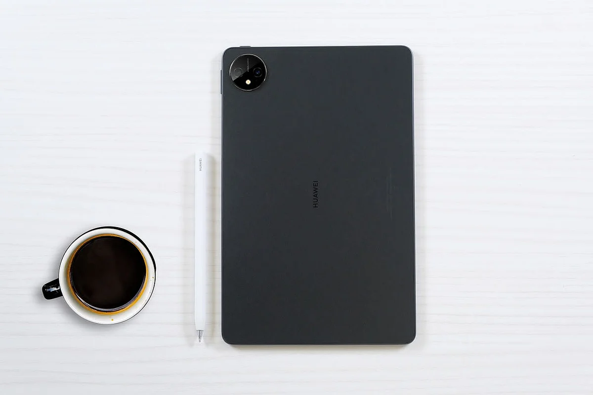 لماذا يبرز جهاز HUAWEI MatePad Pro اللوحي الجديد باعتباره الجهاز اللوحي الرائد الأنيق والاحترافي الشامل في السعودية