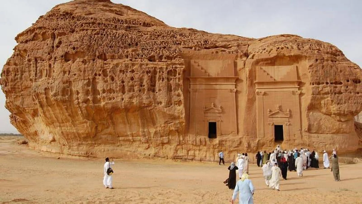 تعرف على تفاصيل نظام السياحة الجديد.. داعم للاستثمار وموفر للمعلومات ومختصر للإجراءات
