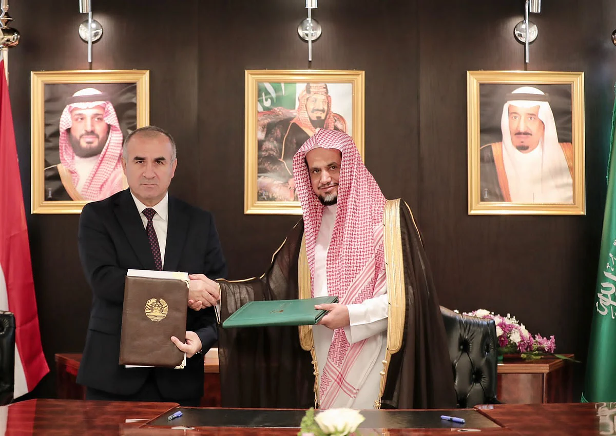 النائب العام يلتقي المدعي العام لجمهورية طاجيكستان