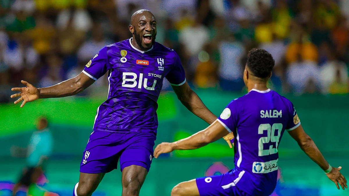 "الهلال" لا يخسر في الافتتاحيات.. عبر "الخليج" في دوري "روشن" وحقق أول ثلاث نقاط