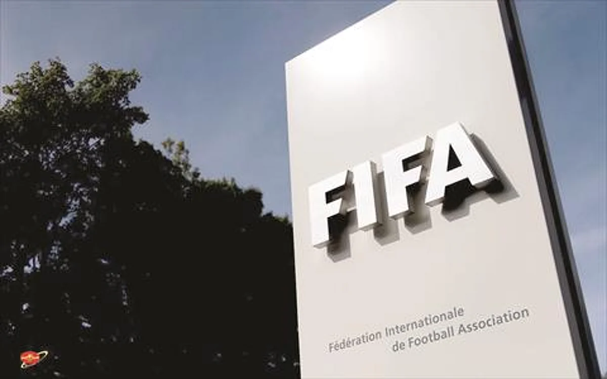 ماركا الإسبانية: "الفيفا" يدرس تعديل موعد انطلاق مونديال الدوحة