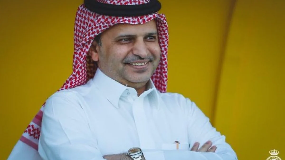 مسلي آل معمر رئيس نادي النصر