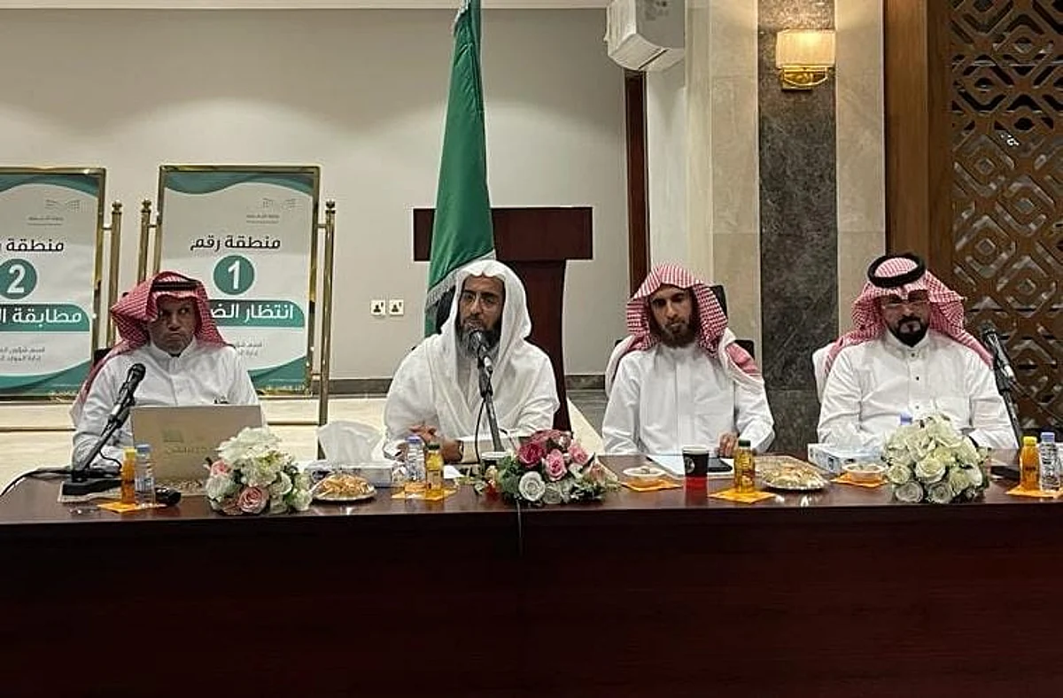"الحازمي": علينا مواكبة التحول للتقنية والاستمرار في تفعيل المنصات التعليمية الإلكترونية