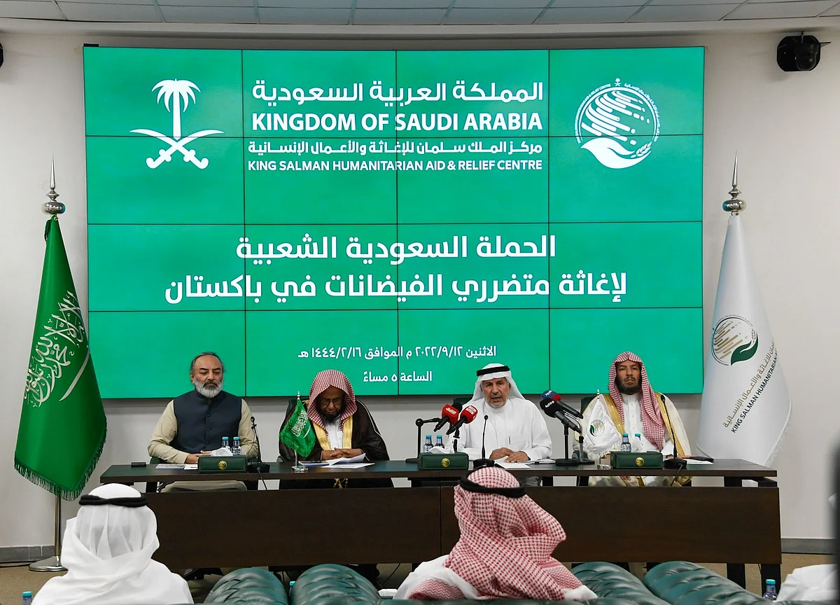 "مركز الملك سلمان للإغاثة" يطلق حملة شعبية لجمع التبرعات لإغاثة متضرري الفيضانات في باكستان