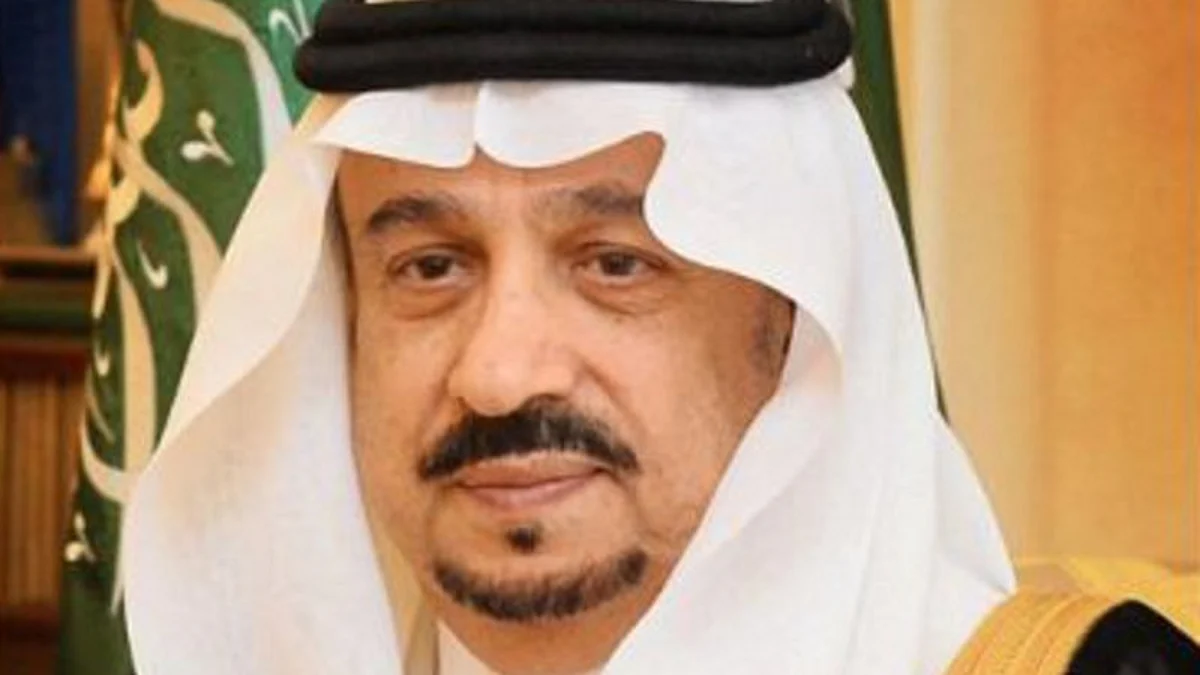 أمير منطقة الرياض فيصل بن بندر بن عبدالعزيز آل سعود